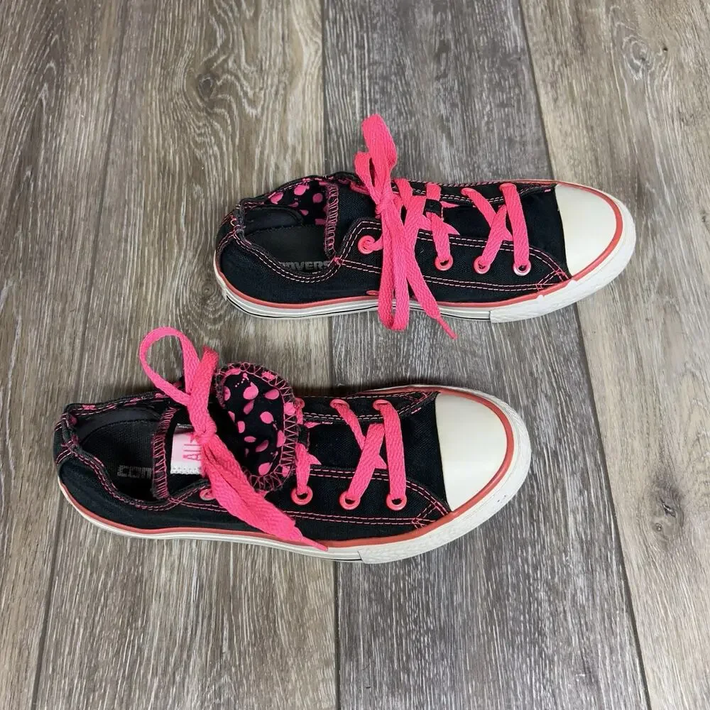 Converse previously owned
